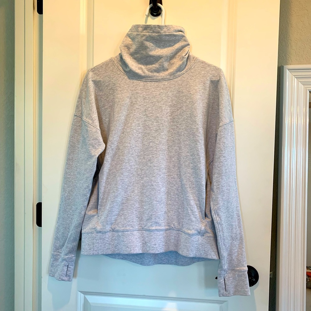 Lululemon - Picture 2 of 8